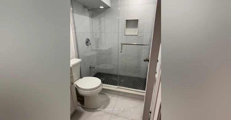 Lower-57 Hiawatha Road, Toronto, ON, M4L 2X7 - 5