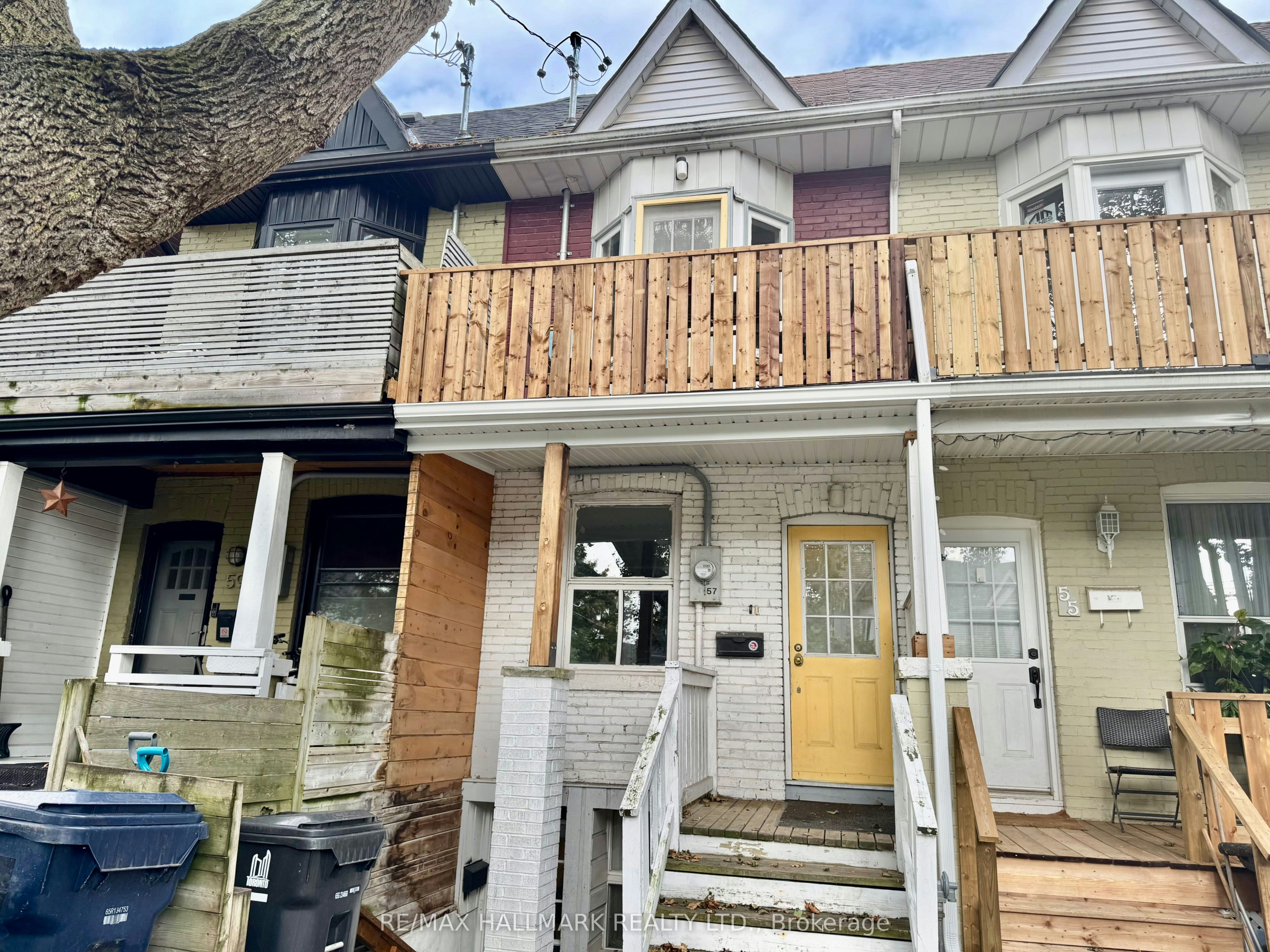 Lower-57 Hiawatha Road, Toronto, ON, M4L 2X7