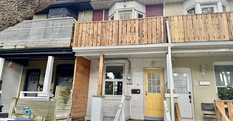 Lower-57 Hiawatha Road, Toronto, ON, M4L 2X7