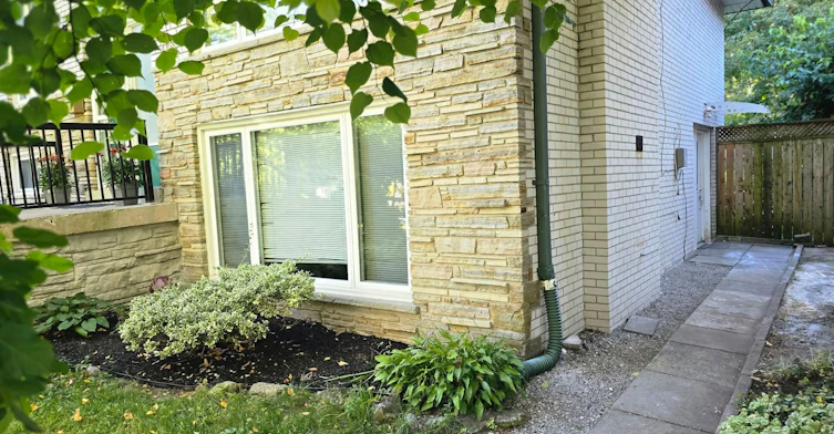 Lower Level-168 Meadowvale Road, Toronto, ON, M1C 3E3 - 2