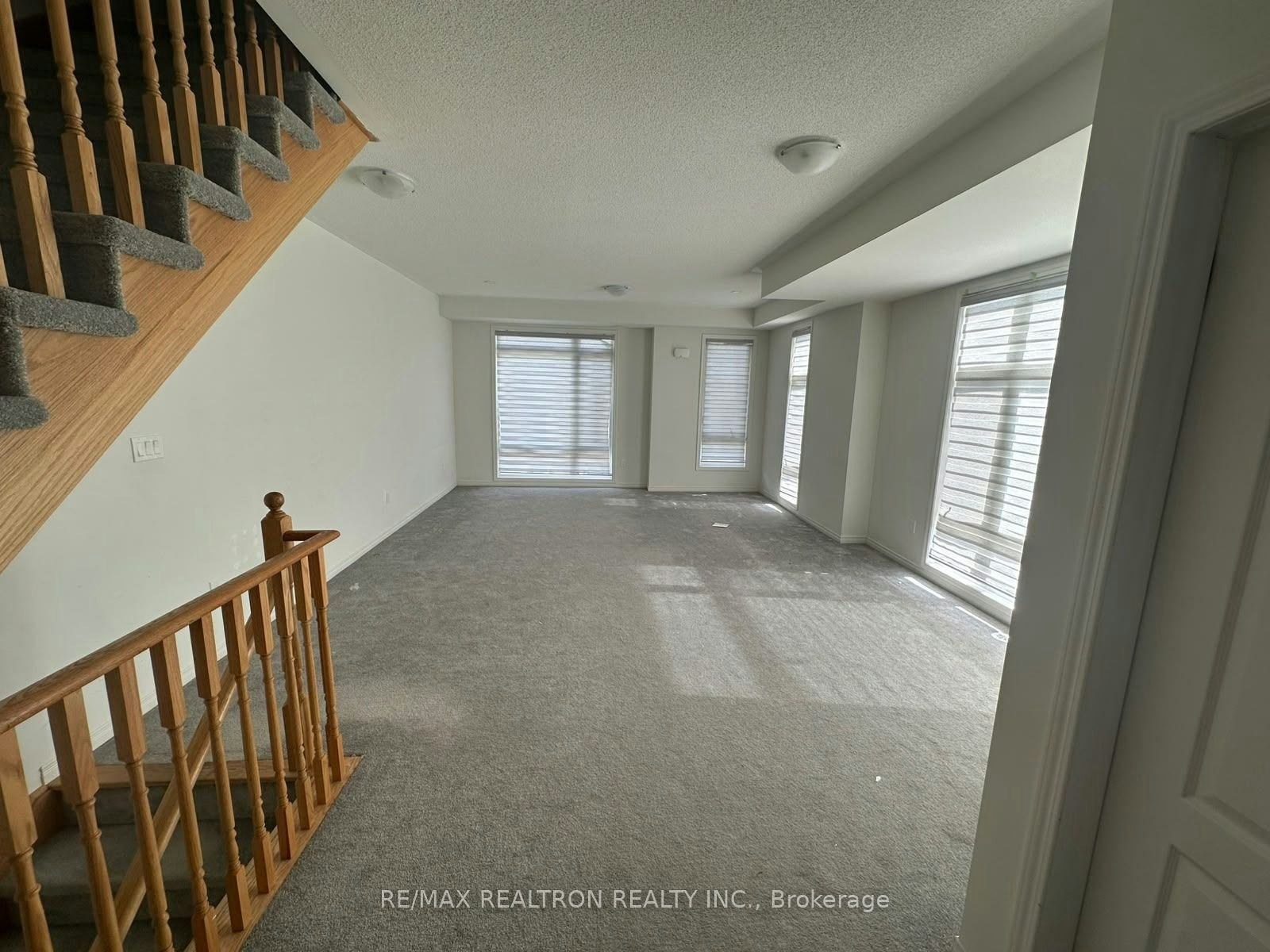 1460 Grand Prairie Path, Oshawa, ON, L1K 3G1 - 6