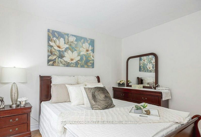 44 Falaise Road, Toronto, ON, M1E 3B8 - 13