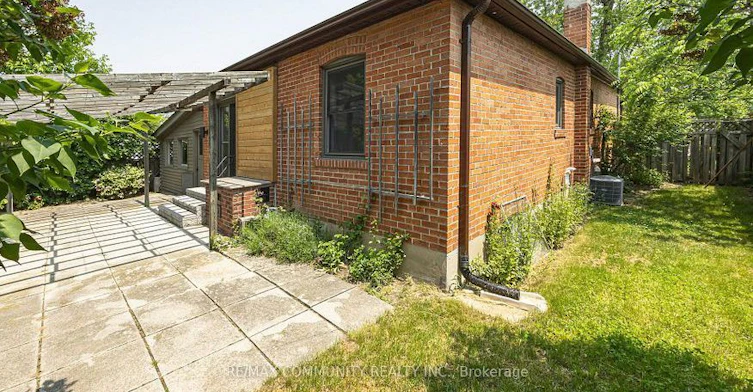 44 Falaise Road, Toronto, ON, M1E 3B8 - 15