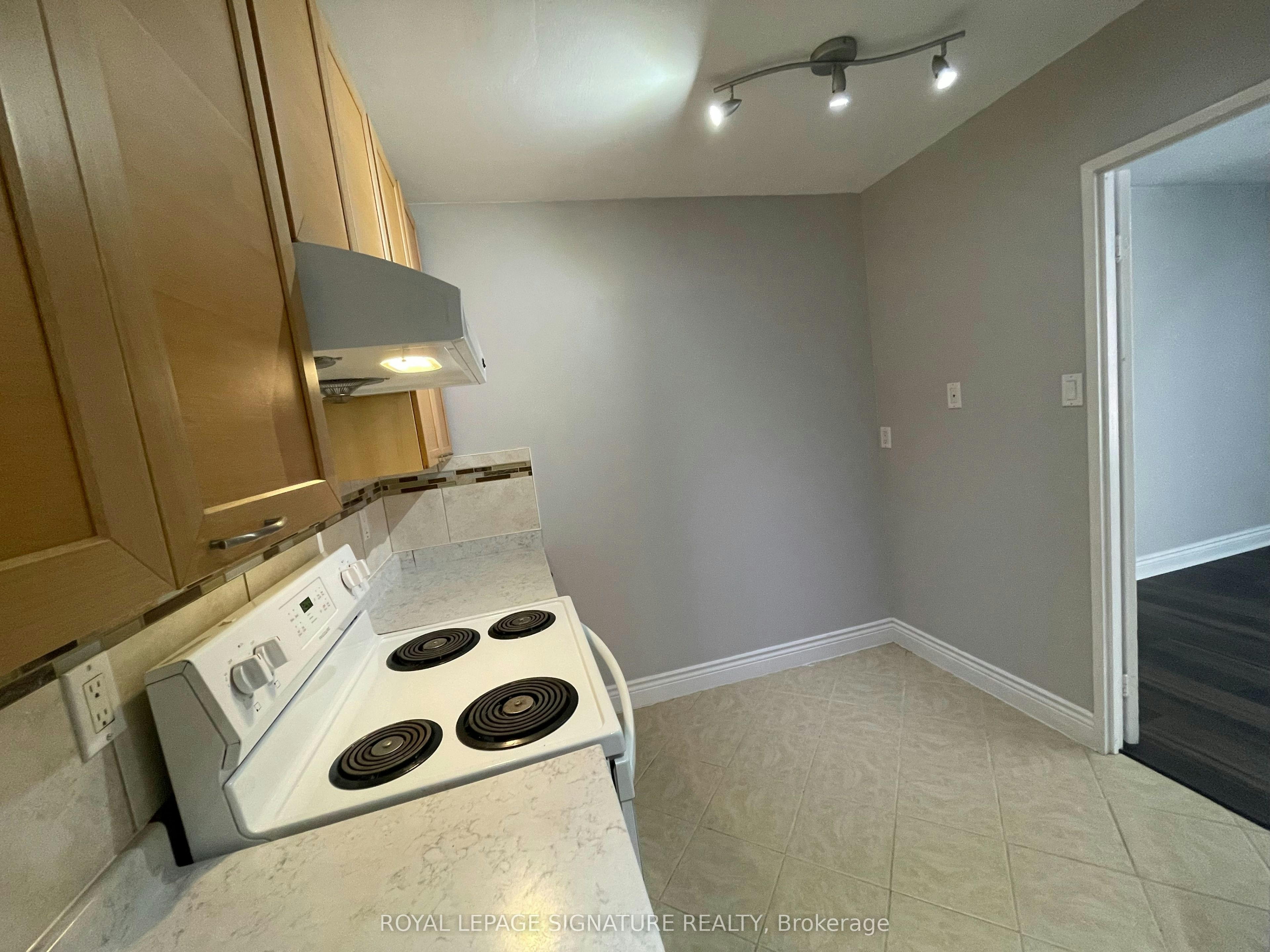 1084-100 Mornelle Court, Toronto, ON, M1E 4X2 - 6
