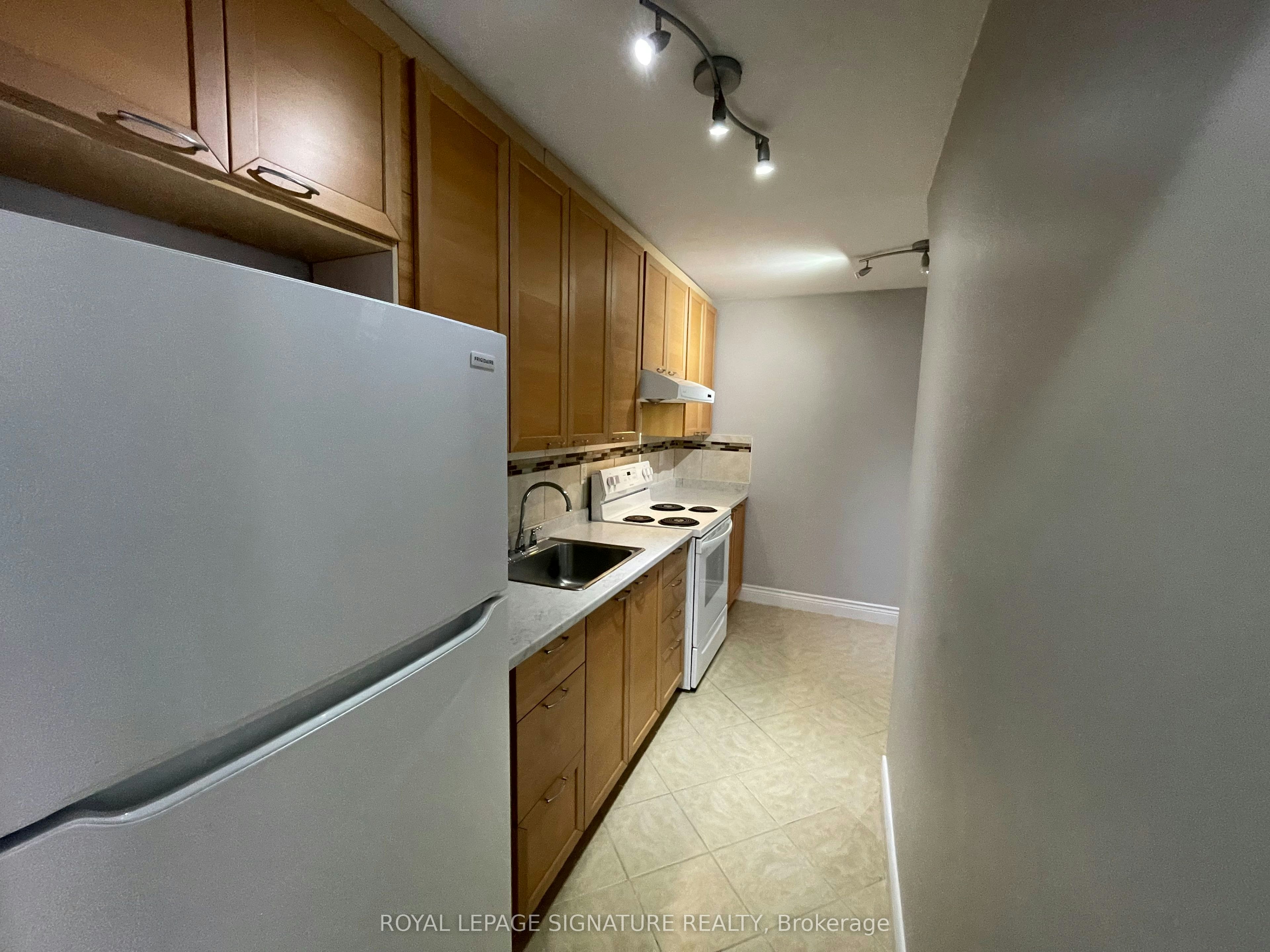 1084-100 Mornelle Court, Toronto, ON, M1E 4X2 - 5