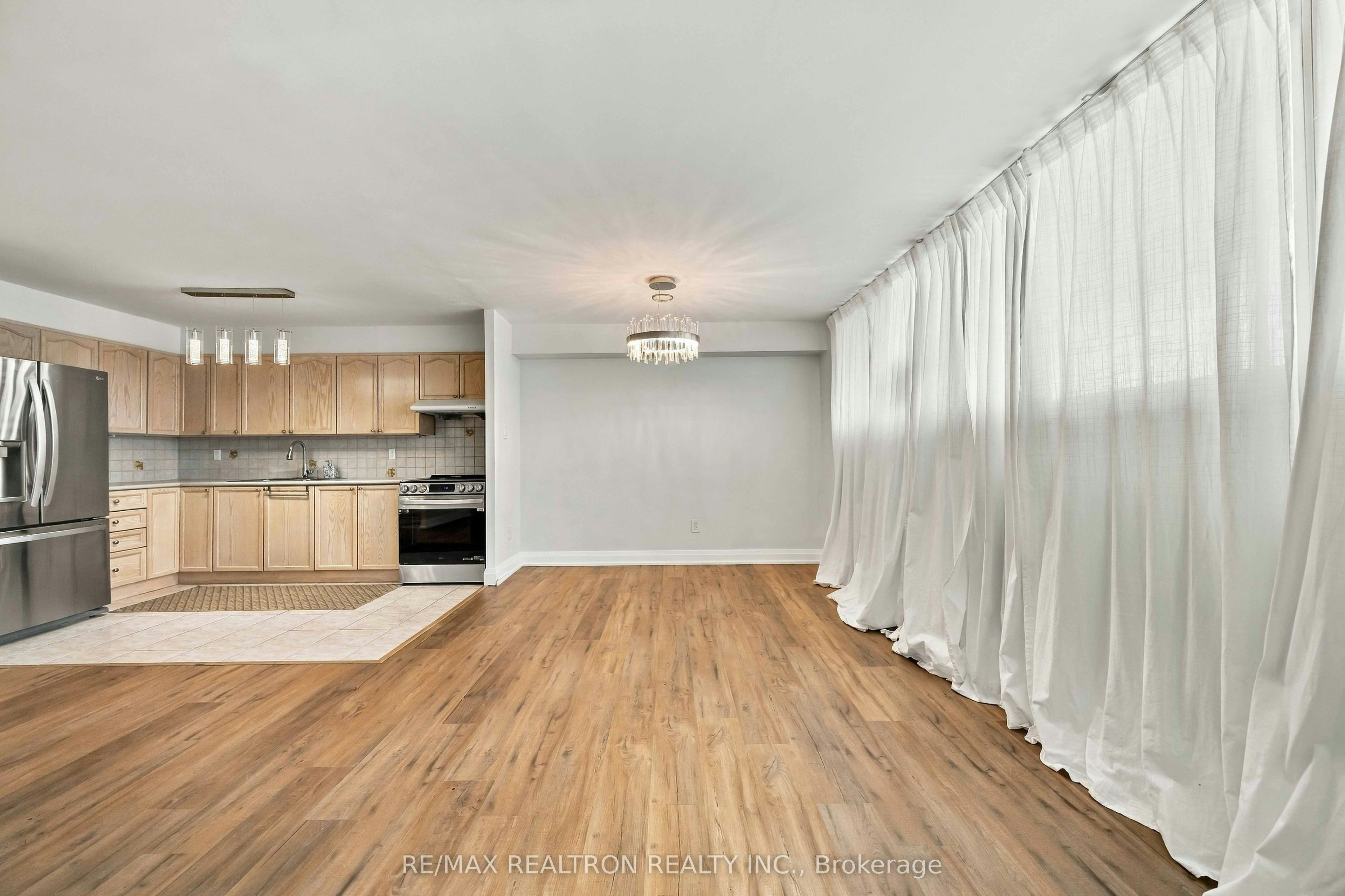 1410-120 Dundalk Drive, Toronto, ON, M1P 4V9 - 7