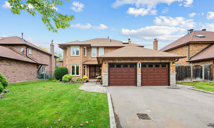 30 Invermarge Drive