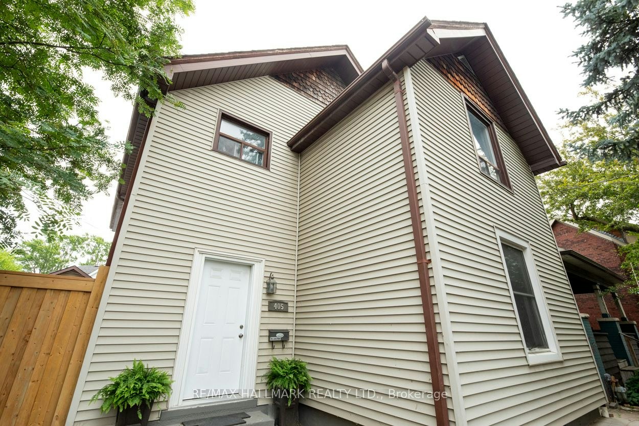 Main Floor-405 Kingston Road, Toronto, ON, M4L 1V1