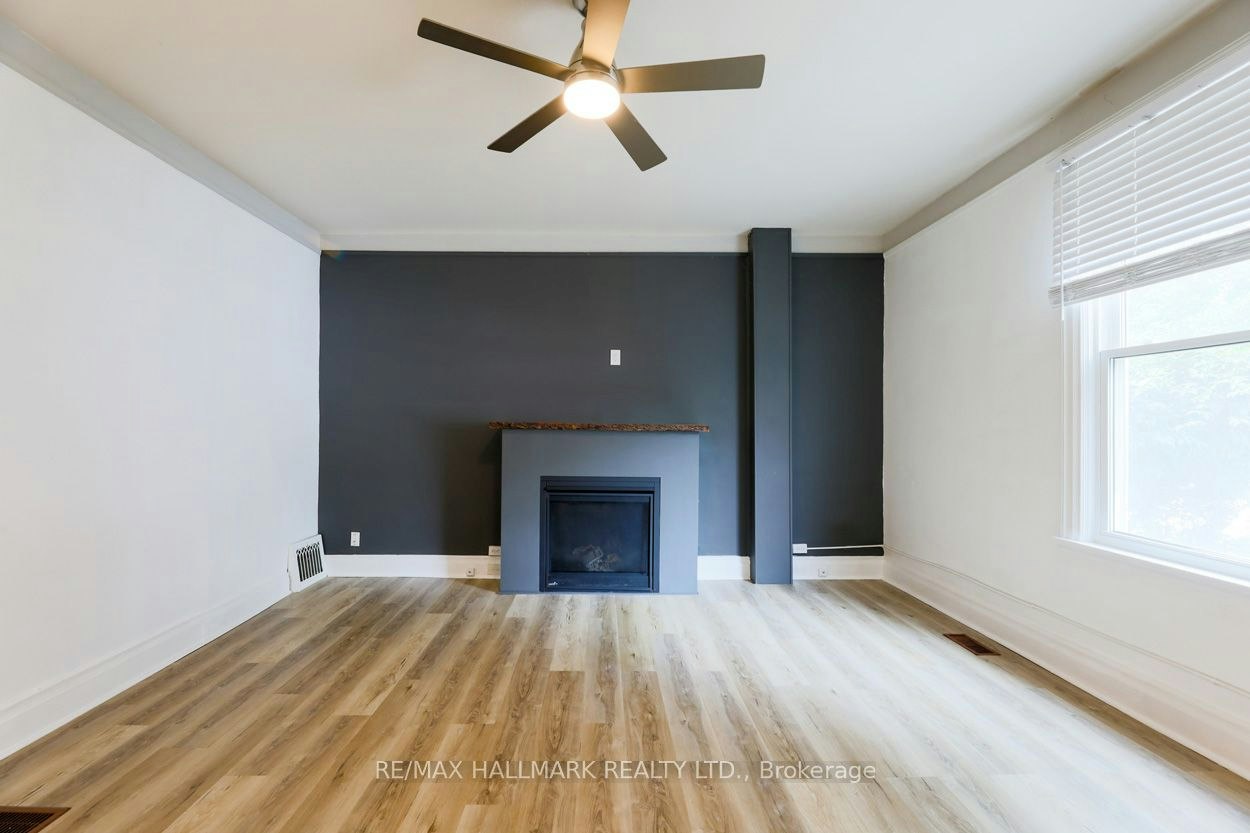 Main Floor-405 Kingston Road, Toronto, ON, M4L 1V1 - 3