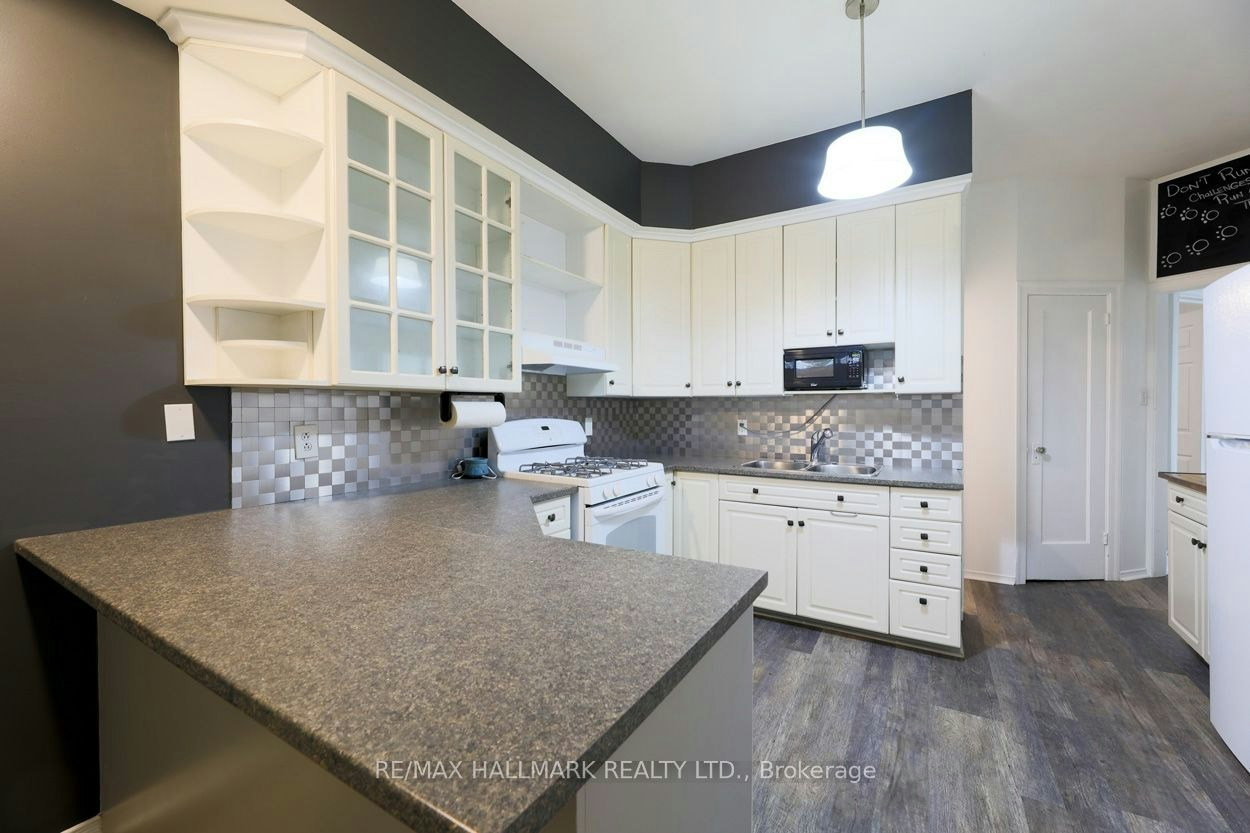 Main Floor-405 Kingston Road, Toronto, ON, M4L 1V1 - 6