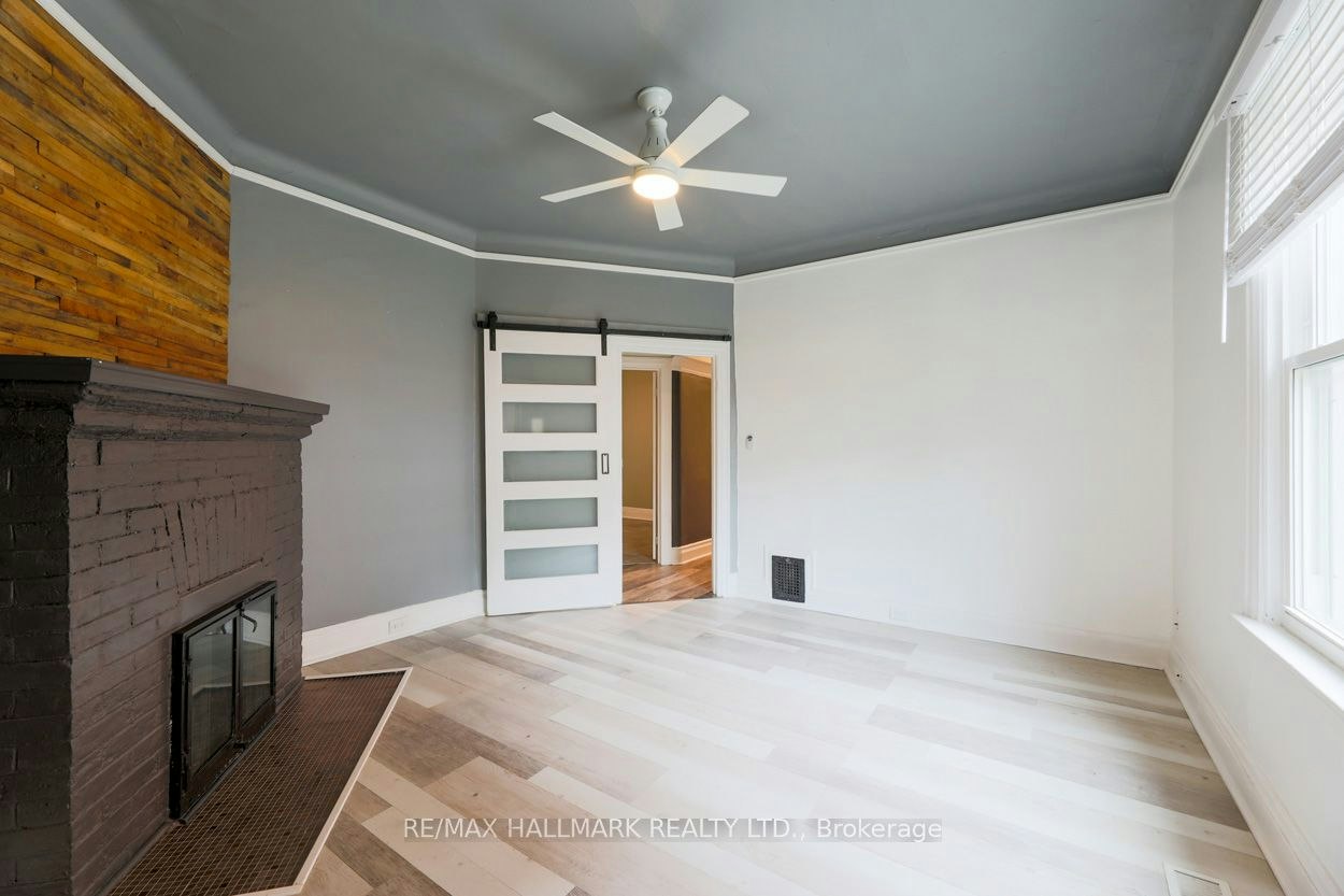 Main Floor-405 Kingston Road, Toronto, ON, M4L 1V1 - 9