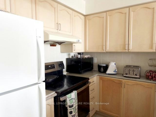 610-50 Brian Harrison Way, Toronto, ON, M1P 5J4 - 4