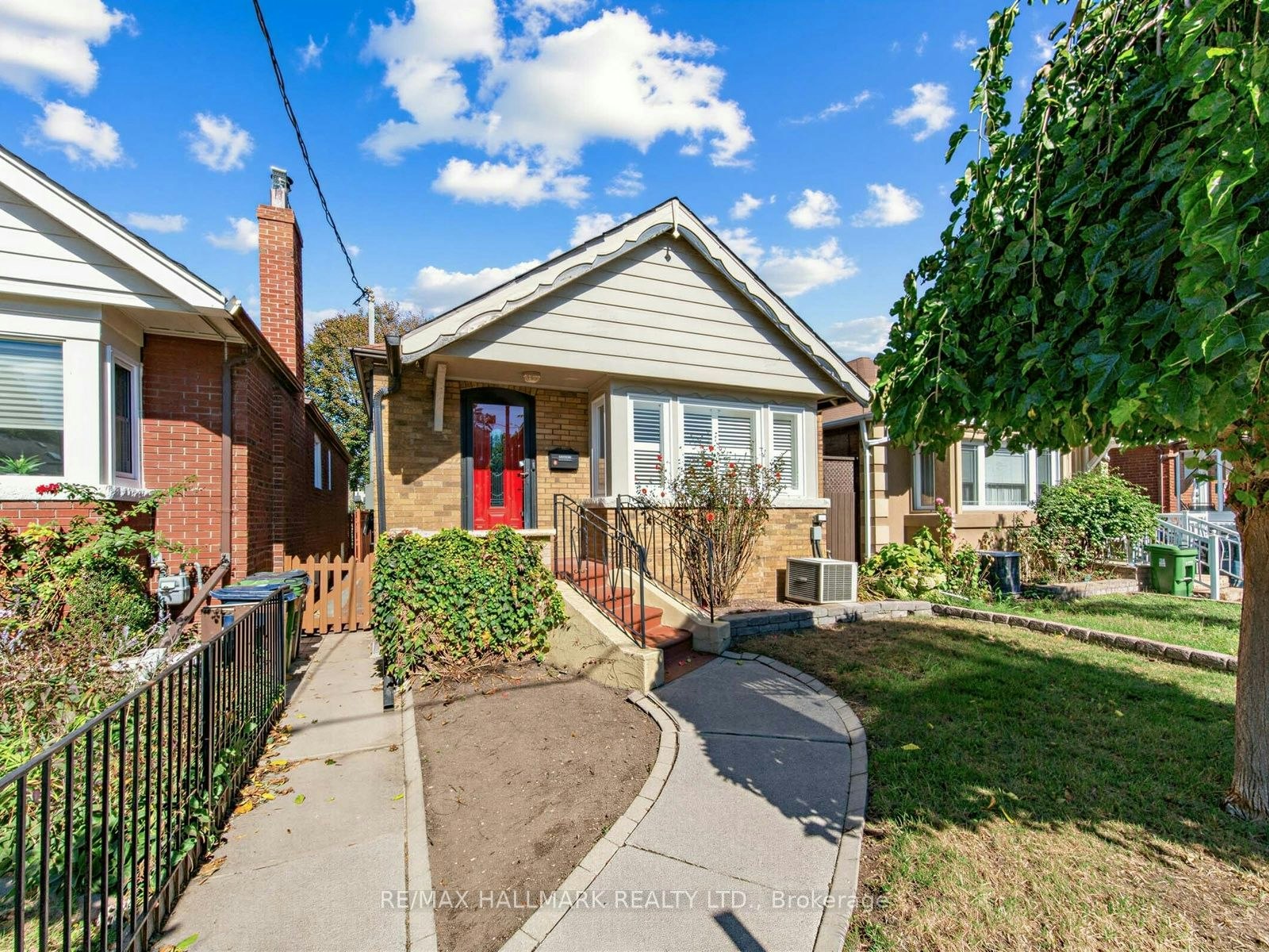 224 O' Connor Drive, Toronto, ON, M4J 2T4