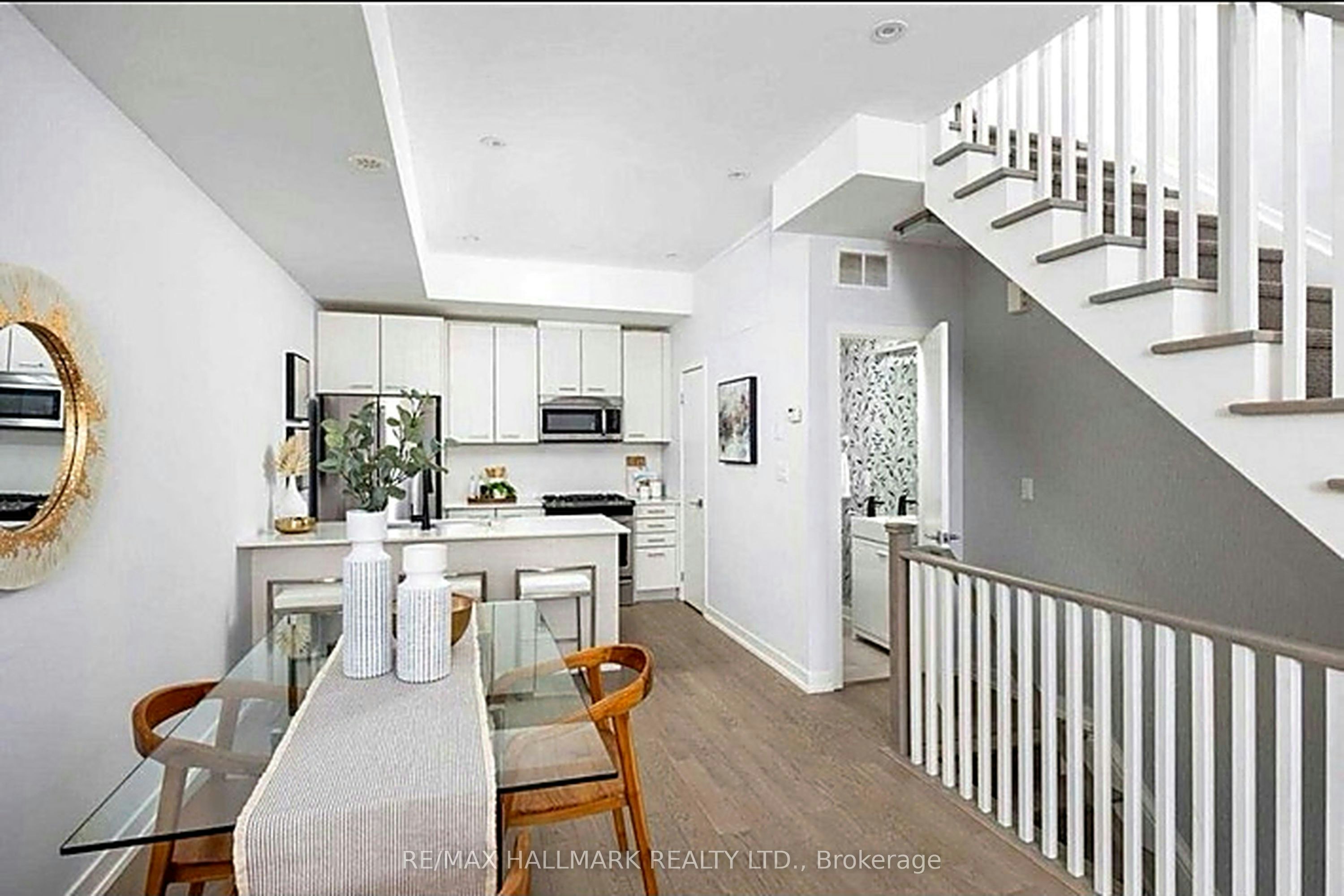 1321 Gerrard Street E, Toronto, ON, M4L 1Y8 - 3