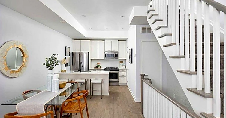 1321 Gerrard Street E, Toronto, ON, M4L 1Y8 - 5