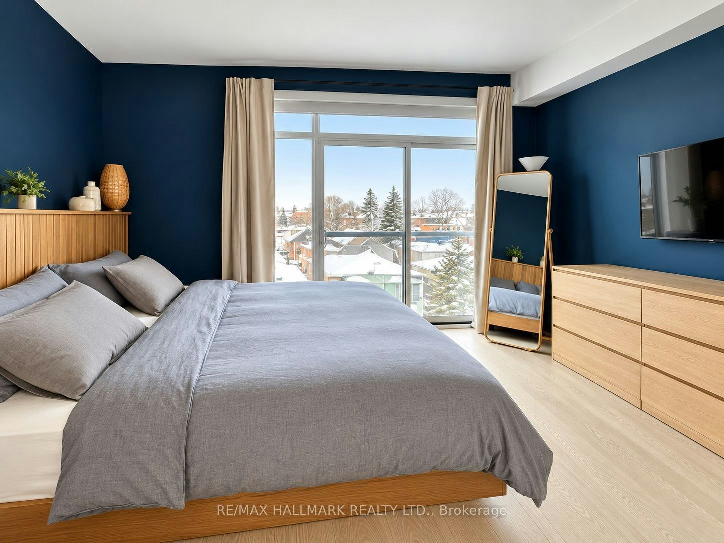 1321 Gerrard Street E, Toronto, ON, M4L 1Y8 - 7