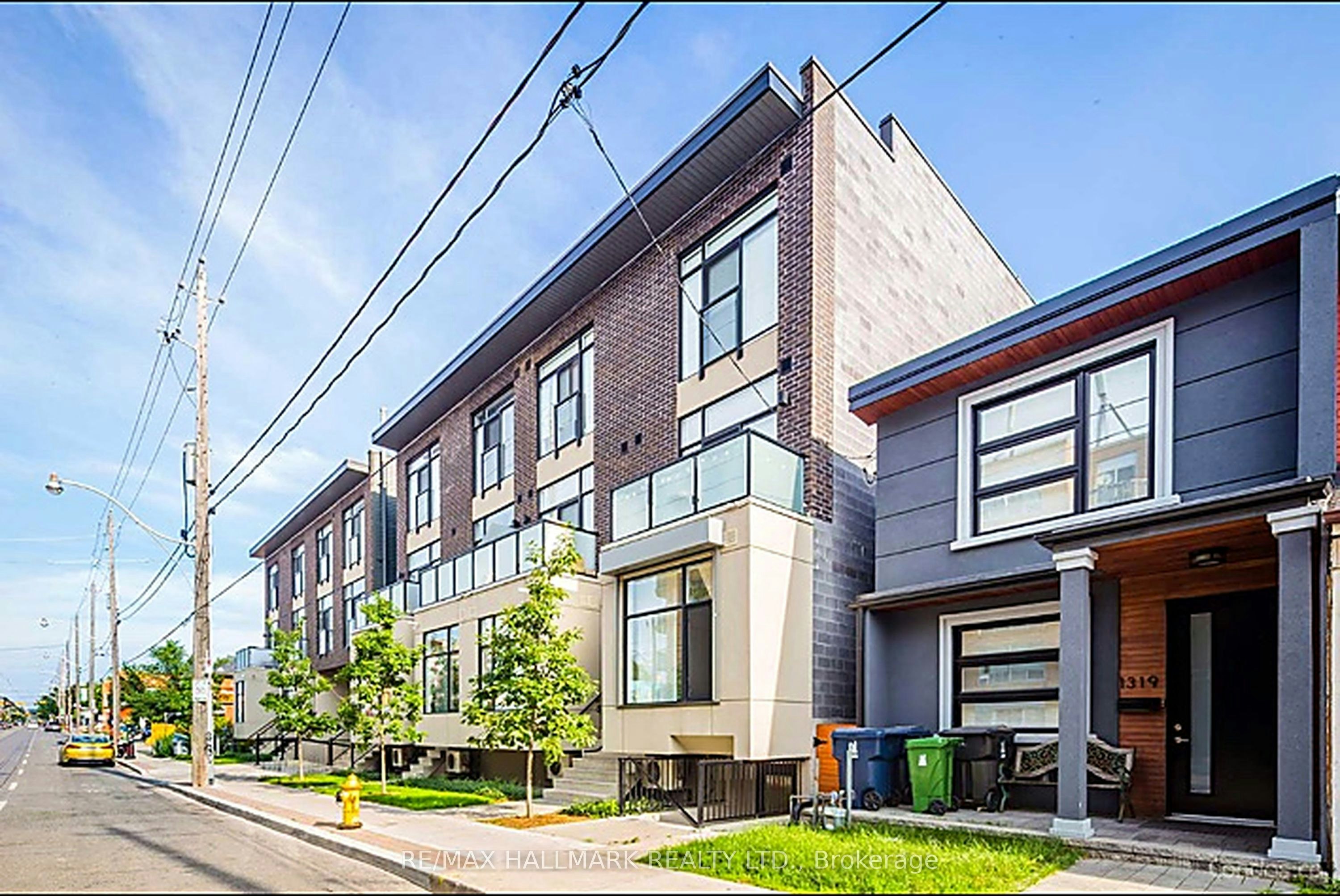 1321 Gerrard Street E, Toronto, ON, M4L 1Y8