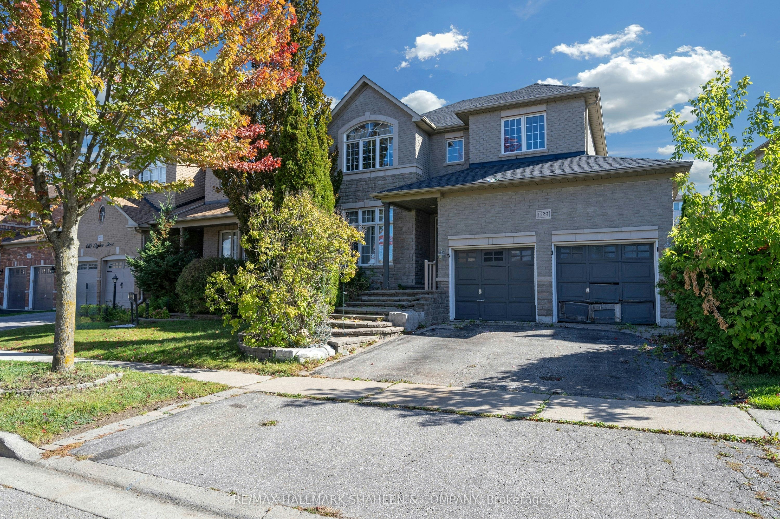 1529 Skyview Street, Oshawa, ON, L1K 2S3