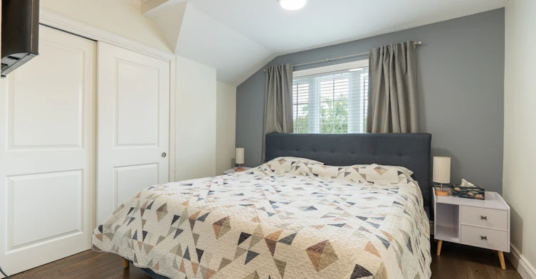 122 Holborne Avenue, Toronto, ON, M4C 2R4 - 15