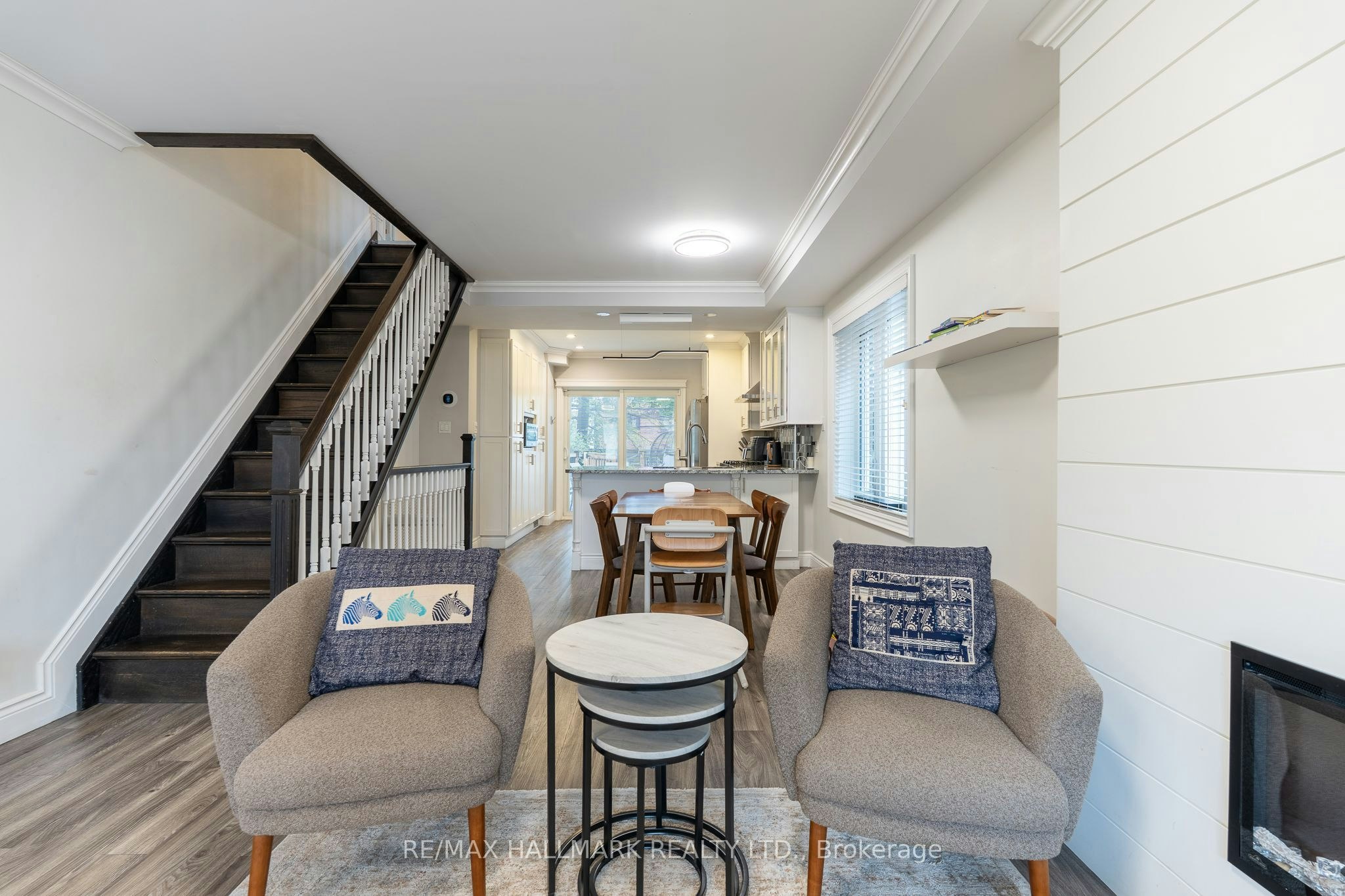 122 Holborne Avenue, Toronto, ON, M4C 2R4 - 3