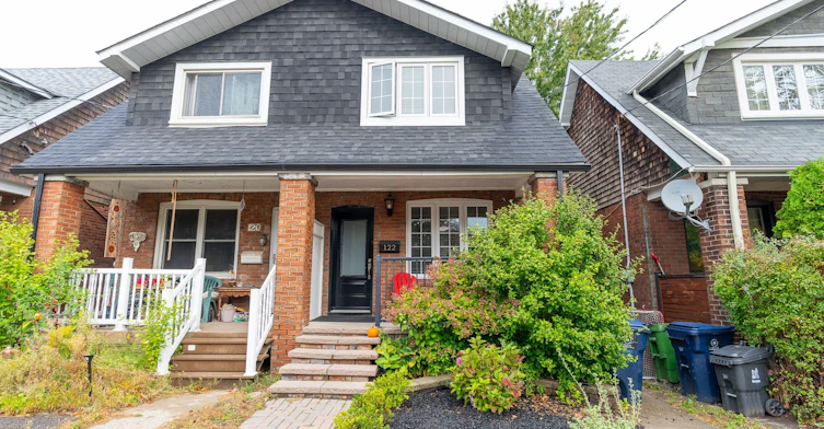 122 Holborne Avenue, Toronto, ON, M4C 2R4 - 2