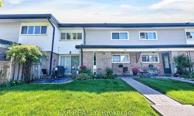 36-925 Bayly Street