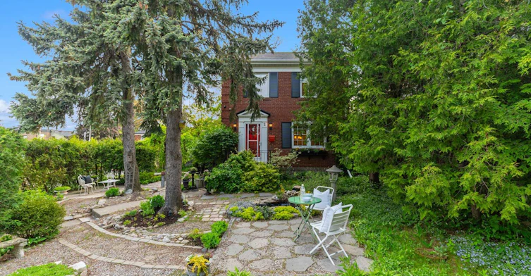 2 Four Oaks Gate, Toronto, ON, M4J 2X2 - 3