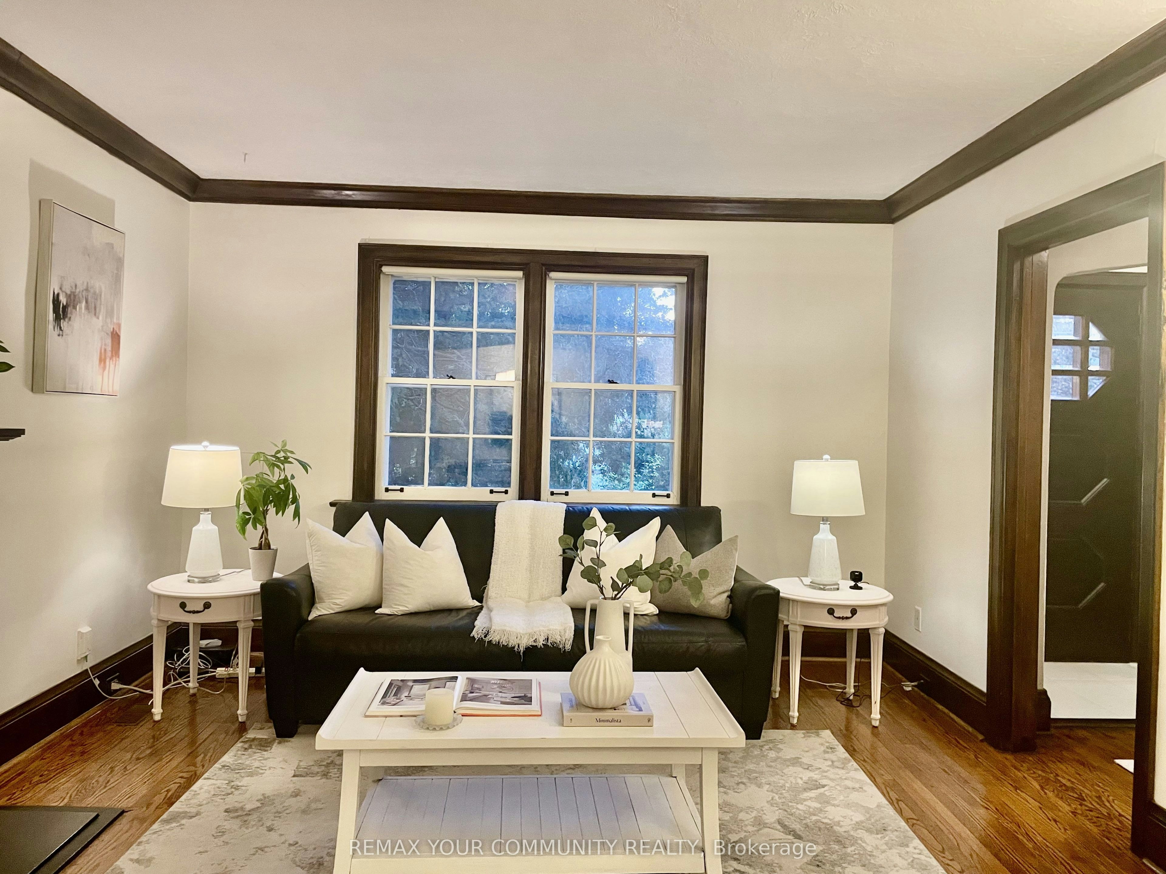 2 Four Oaks Gate, Toronto, ON, M4J 2X2 - 9