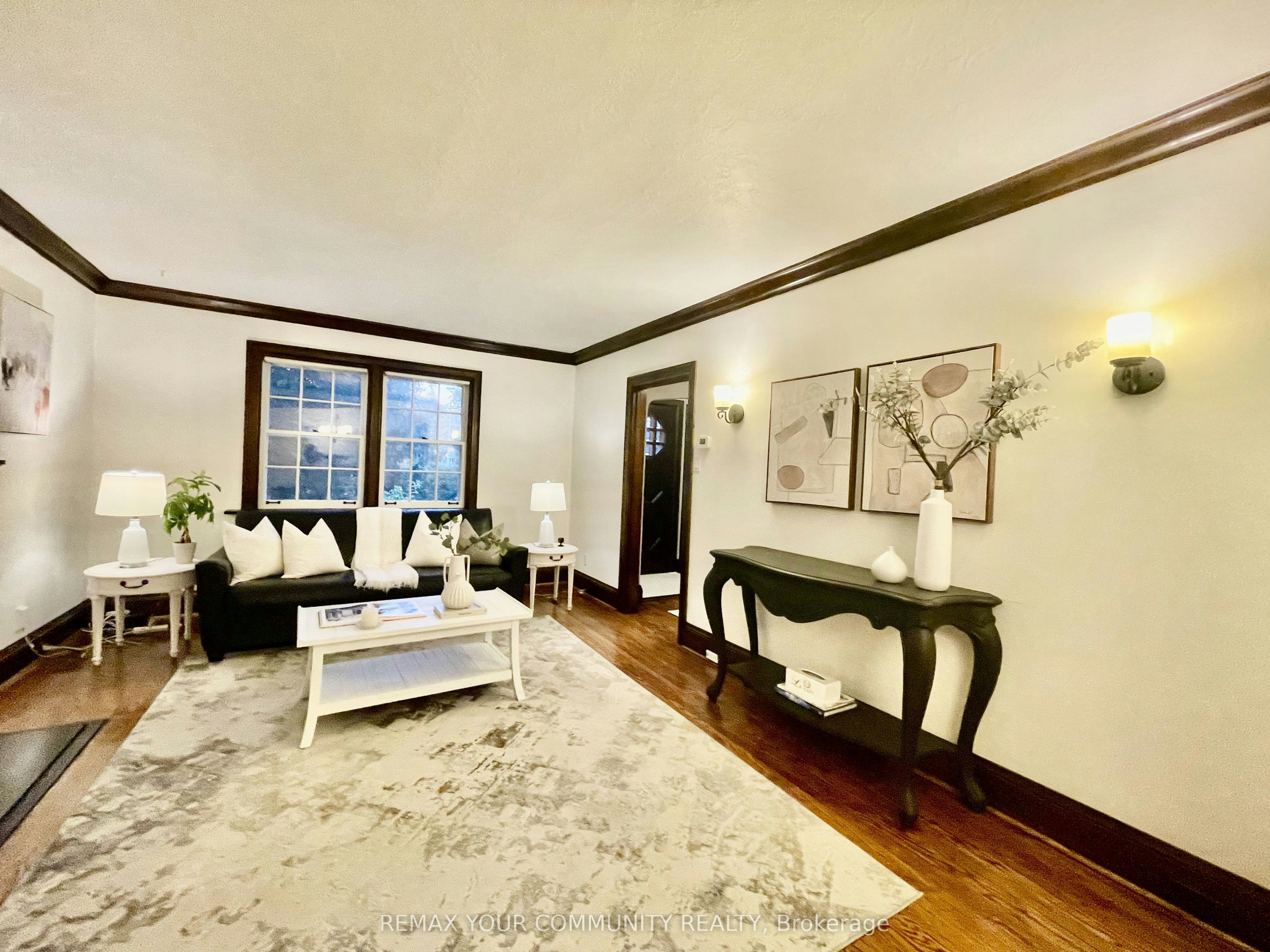 2 Four Oaks Gate, Toronto, ON, M4J 2X2 - 11