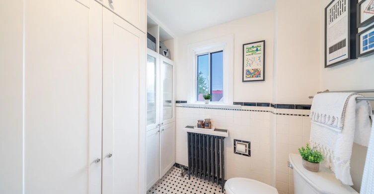 2 Four Oaks Gate, Toronto, ON, M4J 2X2 - 28