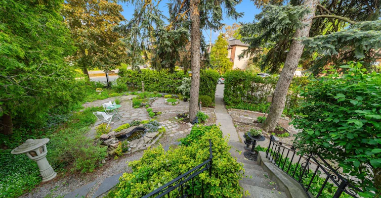 2 Four Oaks Gate, Toronto, ON, M4J 2X2 - 4