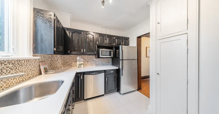 2 Four Oaks Gate, Toronto, ON, M4J 2X2 - 17