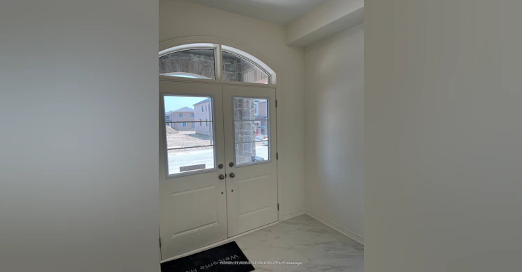 2144 Coppermine Street, Oshawa, ON, L1L 0T1 - 3