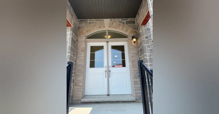2144 Coppermine Street, Oshawa, ON, L1L 0T1 - 2