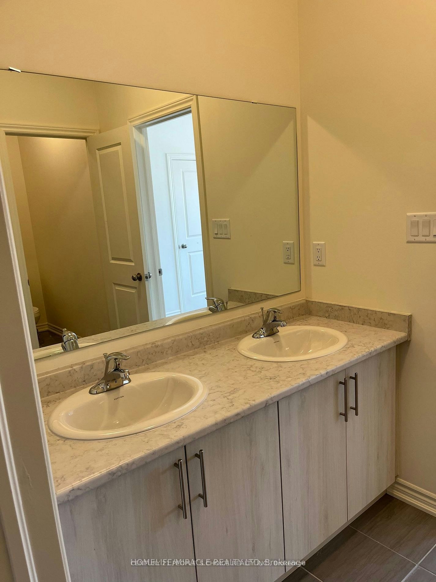 2144 Coppermine Street, Oshawa, ON, L1L 0T1 - 15
