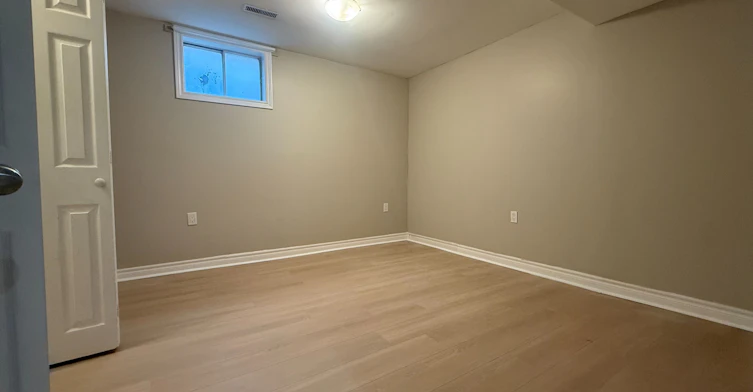 Main, Lower-12 Jacob Drive, Whitby, ON, L1P 1B1 - 13