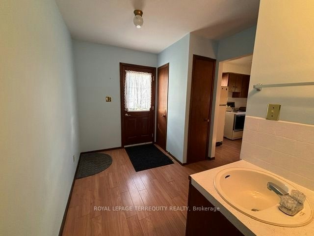 320 Myrtle Road E, Whitby, ON, L1H 7K4 - 10