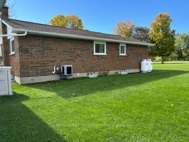 320 Myrtle Road E, Whitby, ON, L1H 7K4 - 32