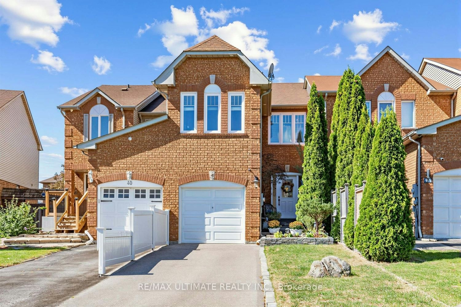 42 Landerville Lane, Clarington, ON, L1C 4W8