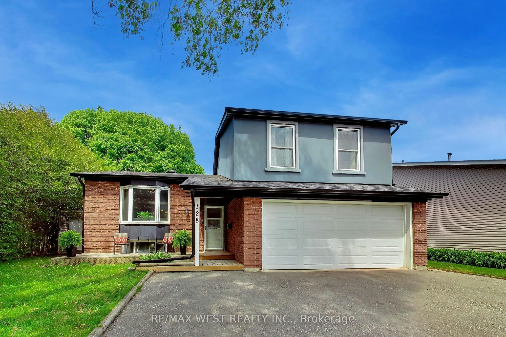 128 Roser Crescent, Clarington, ON, L1C 3N9