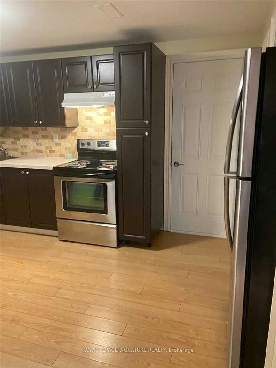 Lower-41 Kimbermount Drive, Toronto, ON, M1T 2Y1 4