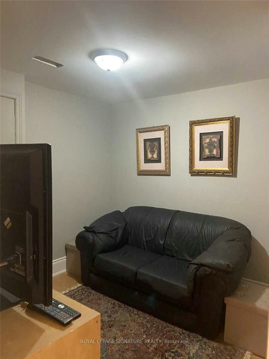 Lower-41 Kimbermount Drive, Toronto, ON, M1T 2Y1 - 18