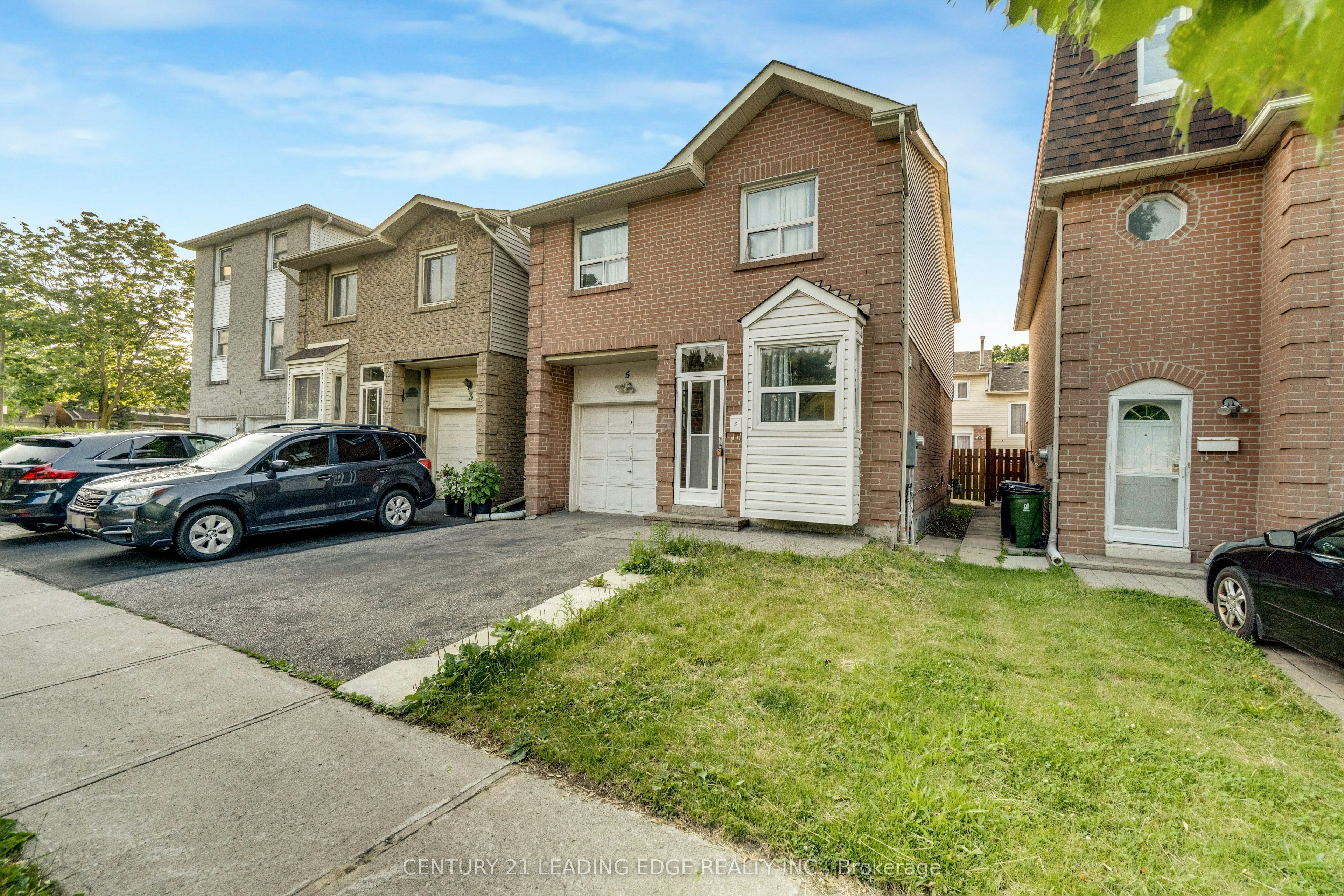5 Kimbercroft Court, Toronto, ON, M1S 4V6