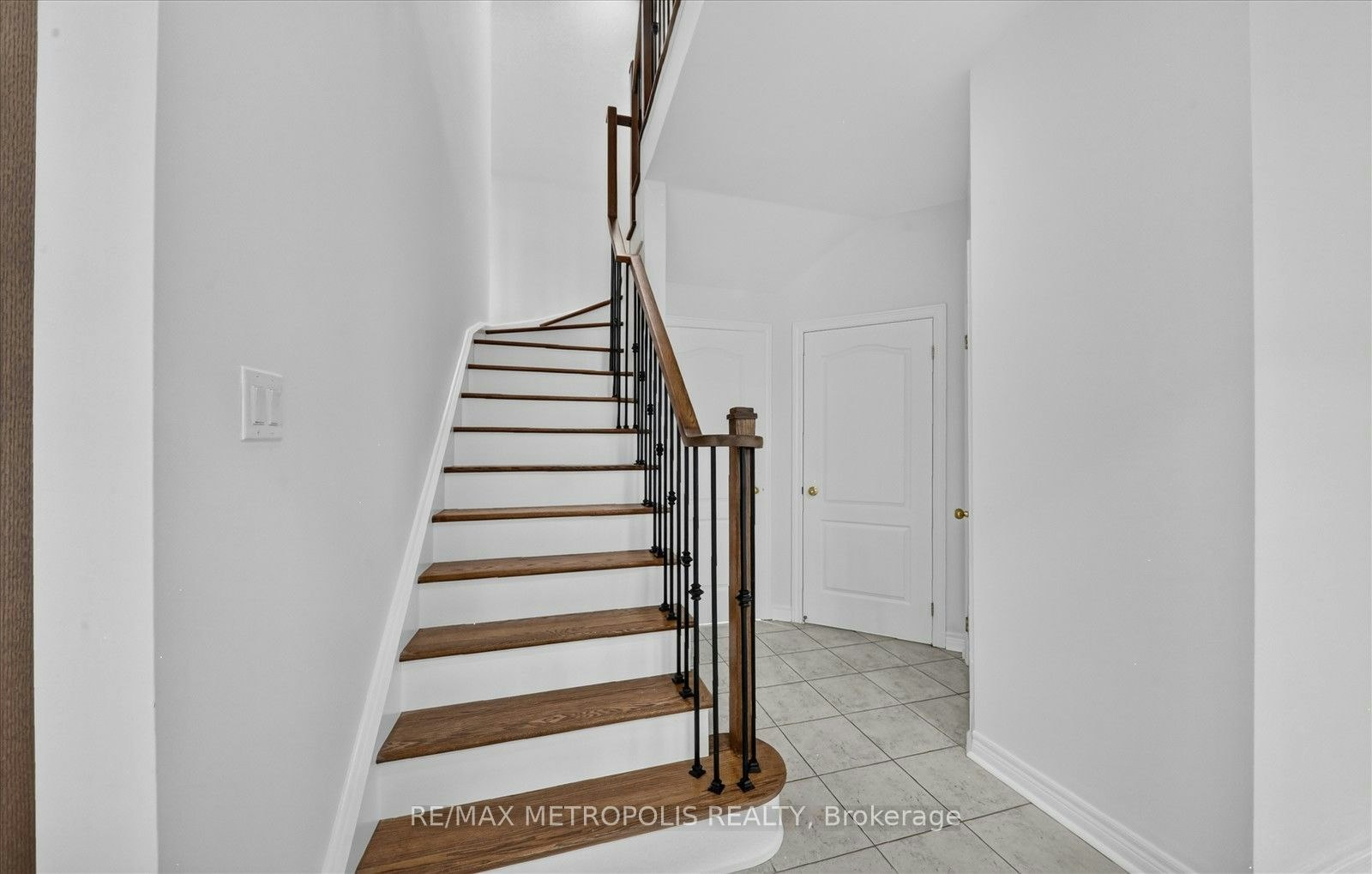 749 Black Cherry Drive, Oshawa, ON, L1K 0P4 - 10
