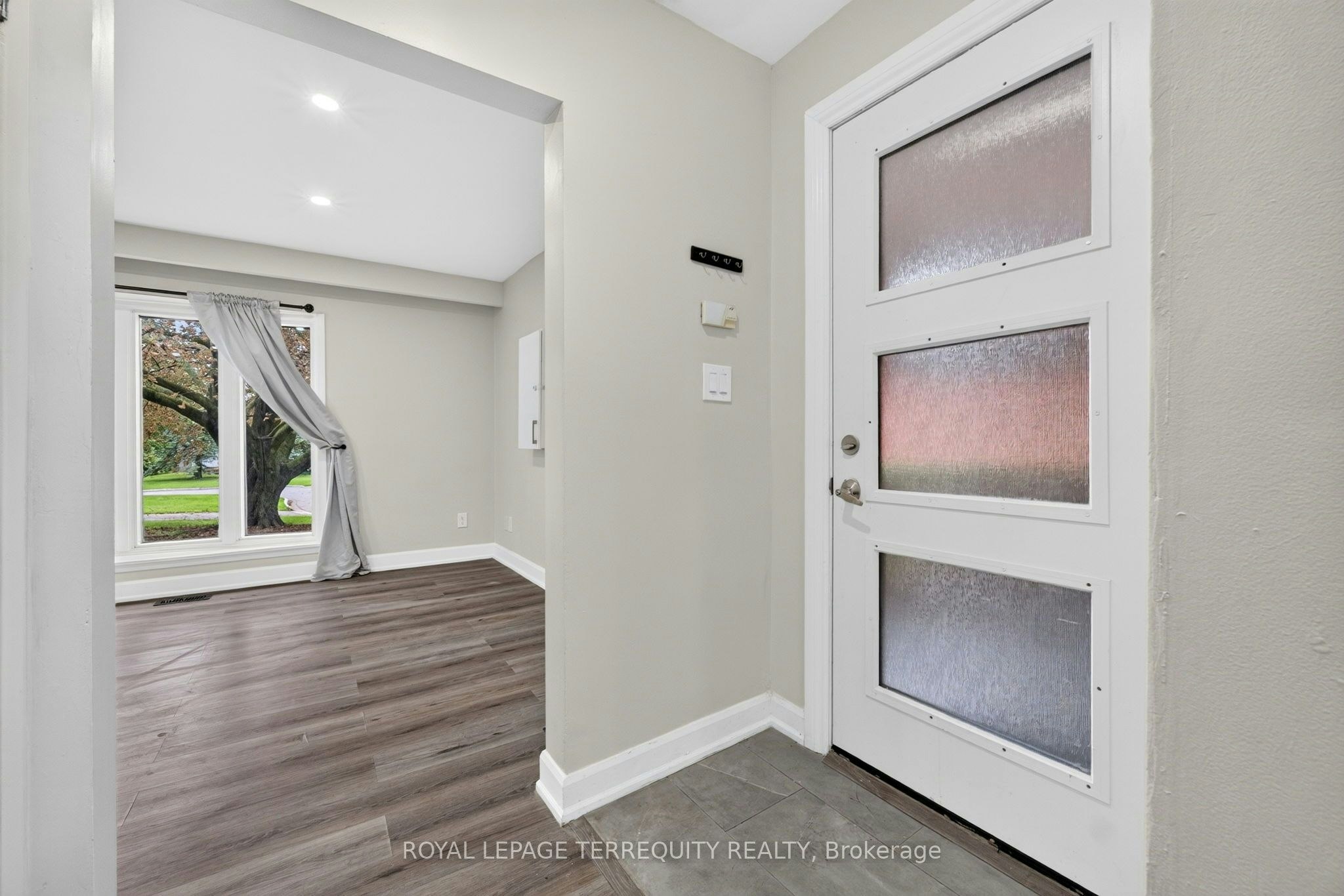 134 Switzer Drive, Oshawa, ON, L1G 3J7 - 6