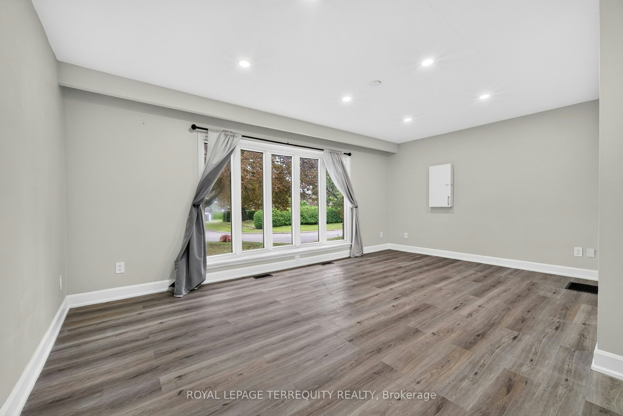 134 Switzer Drive, Oshawa, ON, L1G 3J7 - 9
