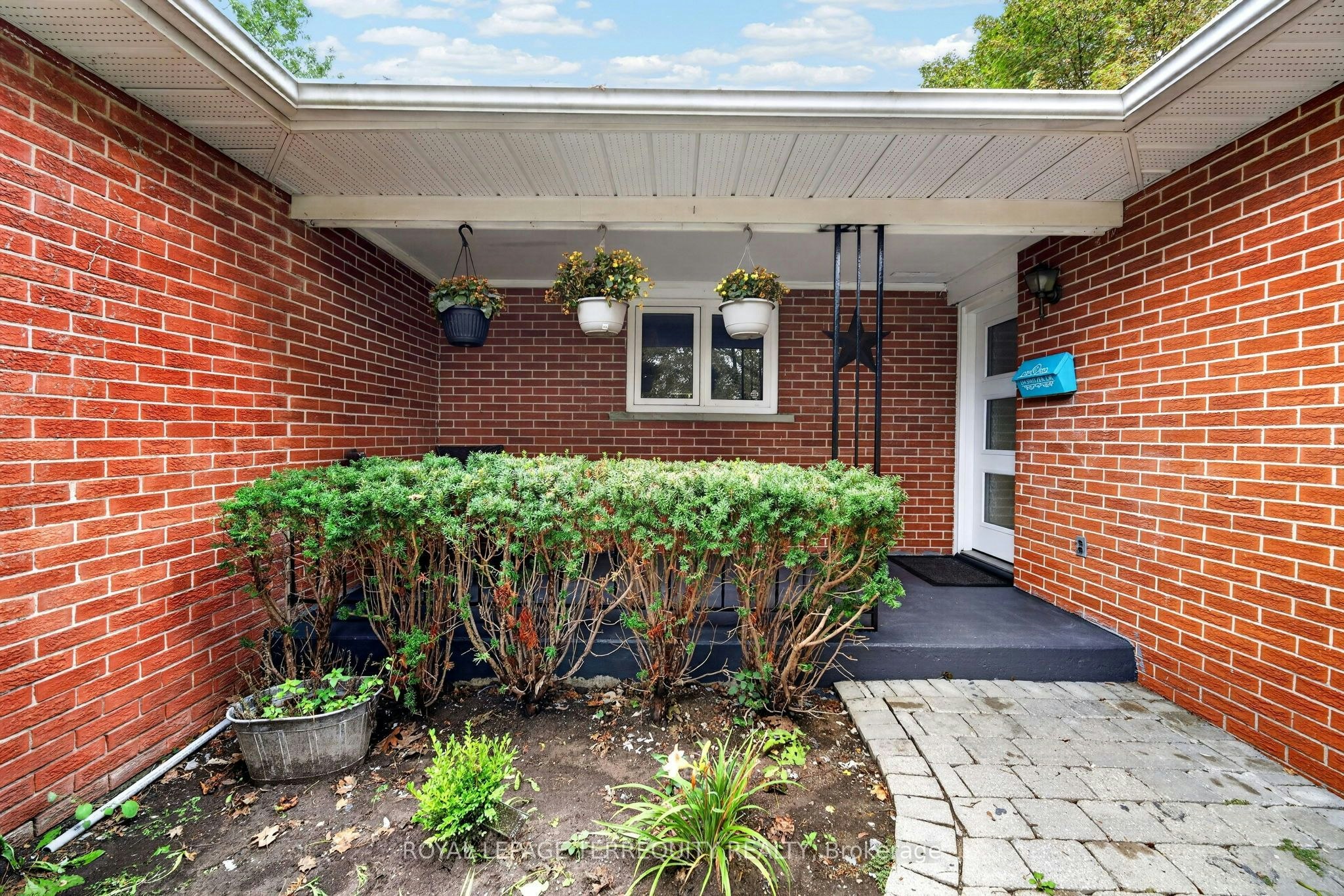 134 Switzer Drive, Oshawa, ON, L1G 3J7 - 4
