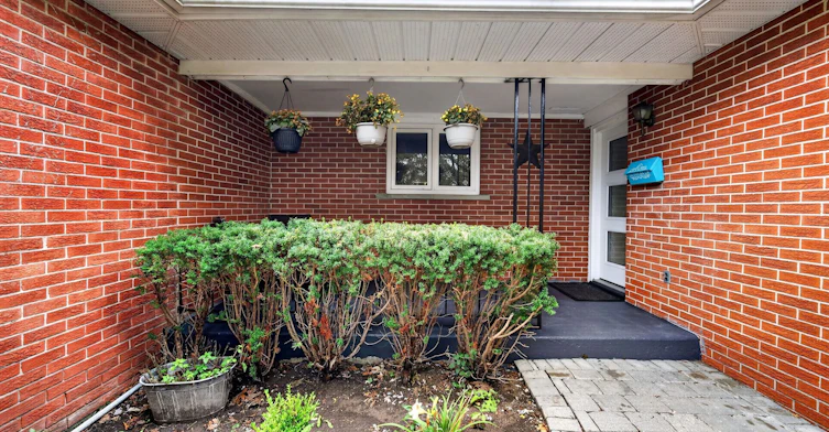 134 Switzer Drive, Oshawa, ON, L1G 3J7 - 4