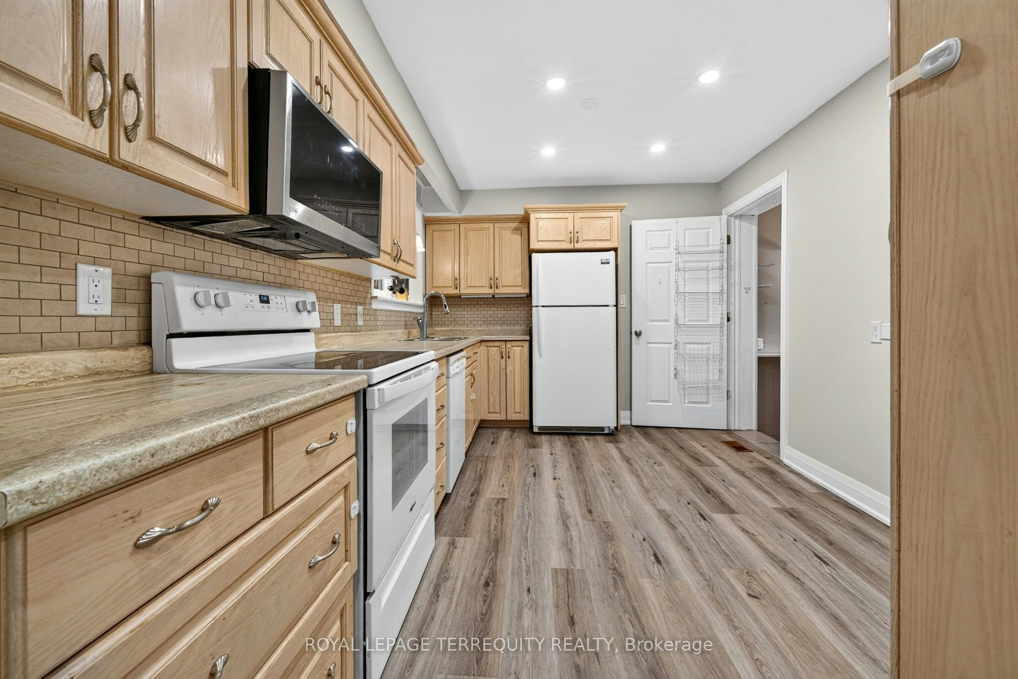 134 Switzer Drive, Oshawa, ON, L1G 3J7 - 15