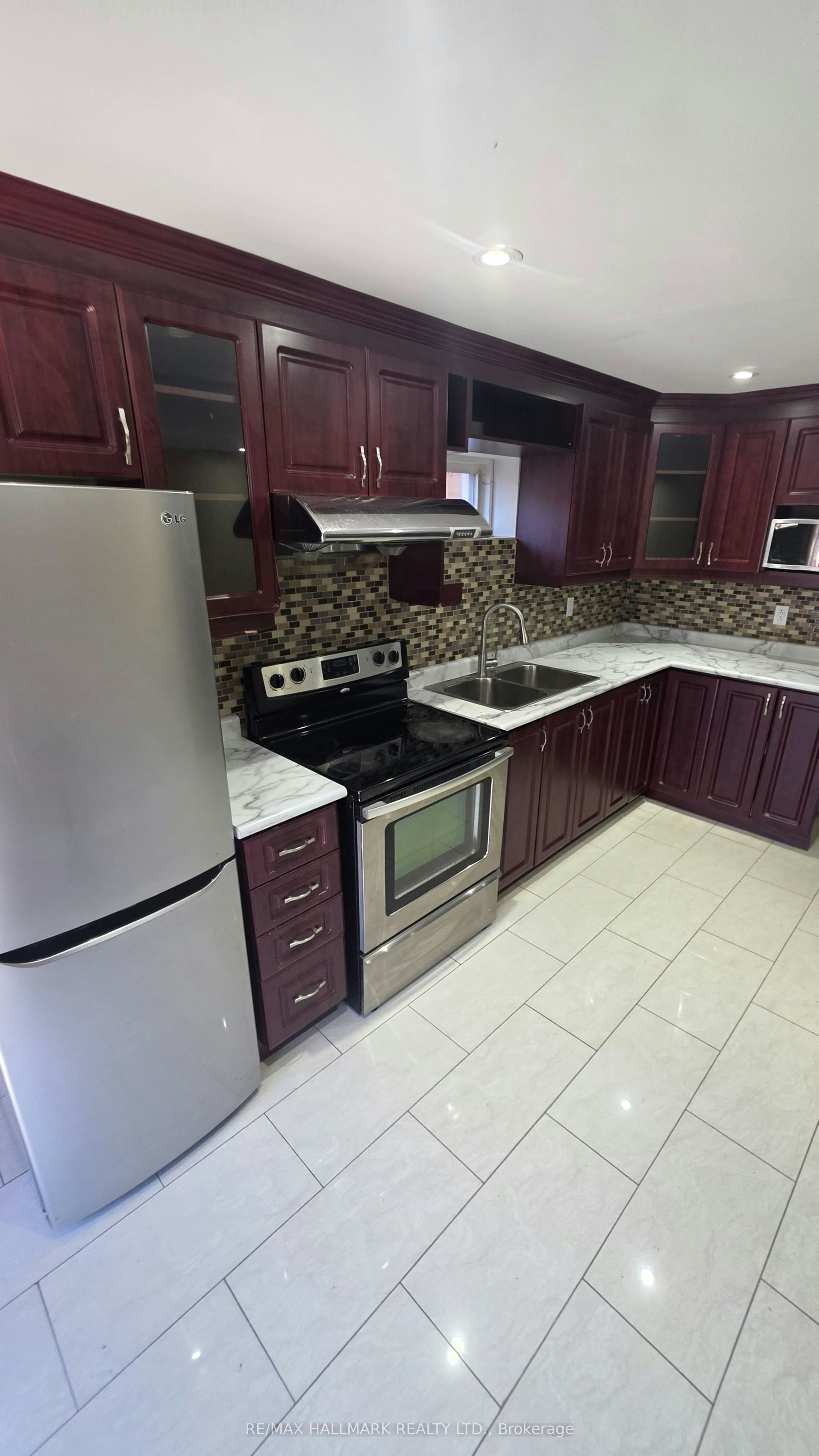 Lower Level-325 Porte Road, Ajax, ON, L1S 0A4 - 8